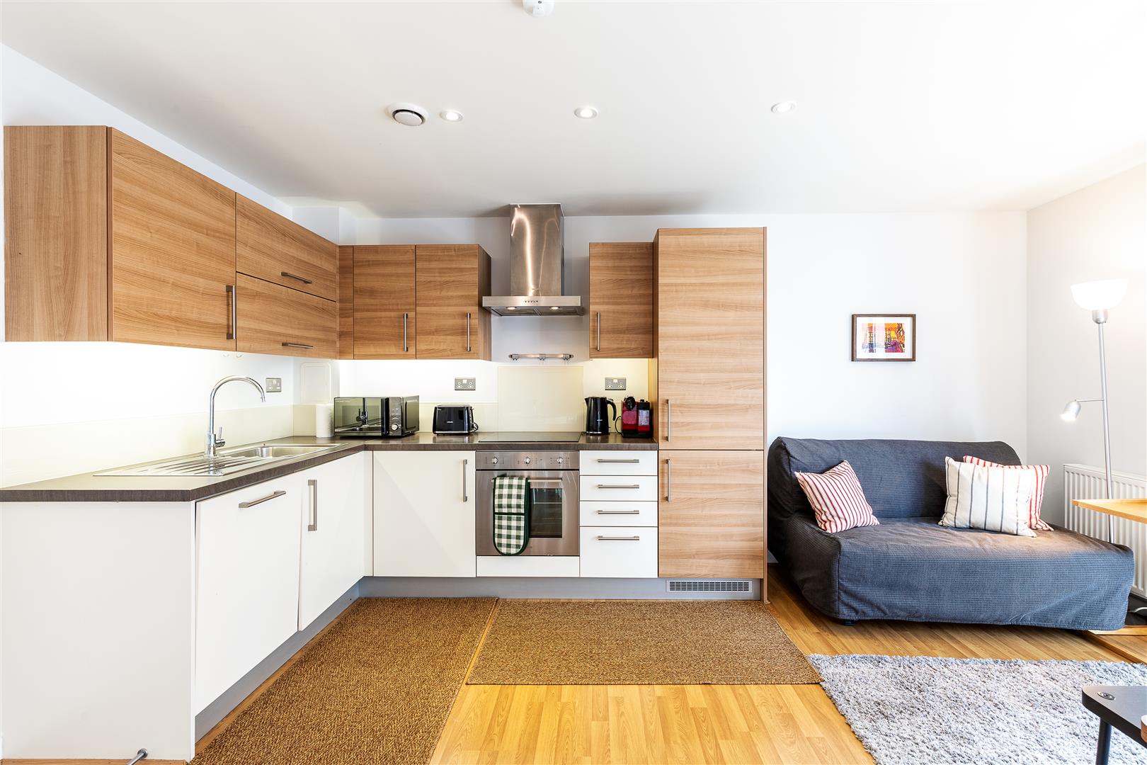 Blackett Apartments, Mile End